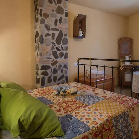 Casa Rural Abuela Maxi * Riolobos